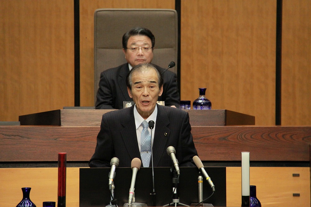 米田稔県議が12月議会代表質問 日本共産党 高知県議団
